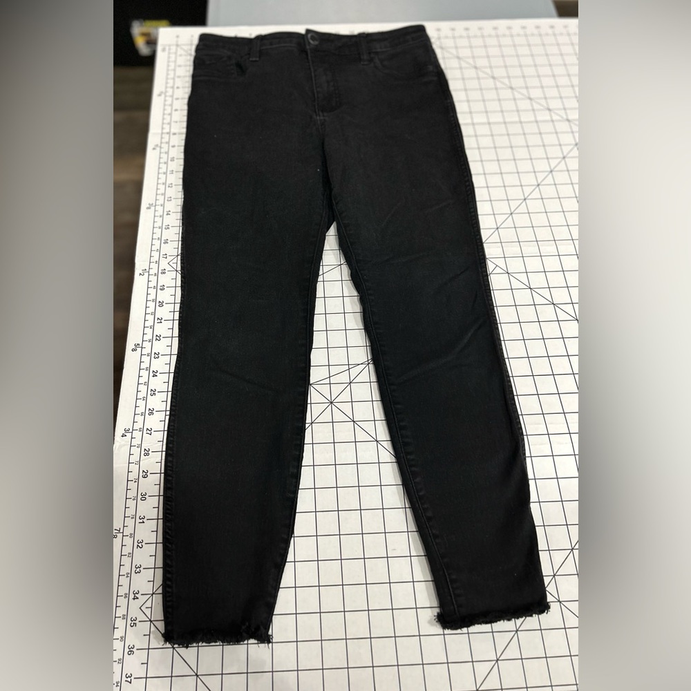 Size 10 Kut from the Kloth Donna Fab Ab Ankle Skinny High Rise